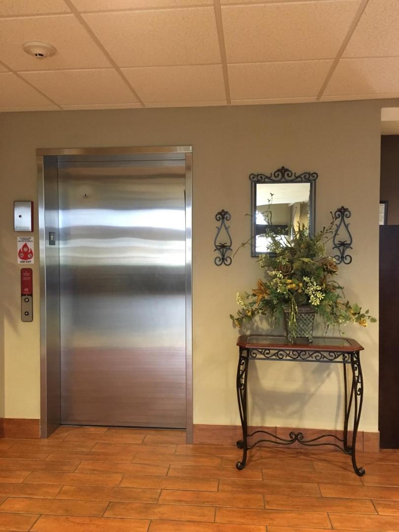 Microtel by Wyndham Perry National Fairground Area I-75