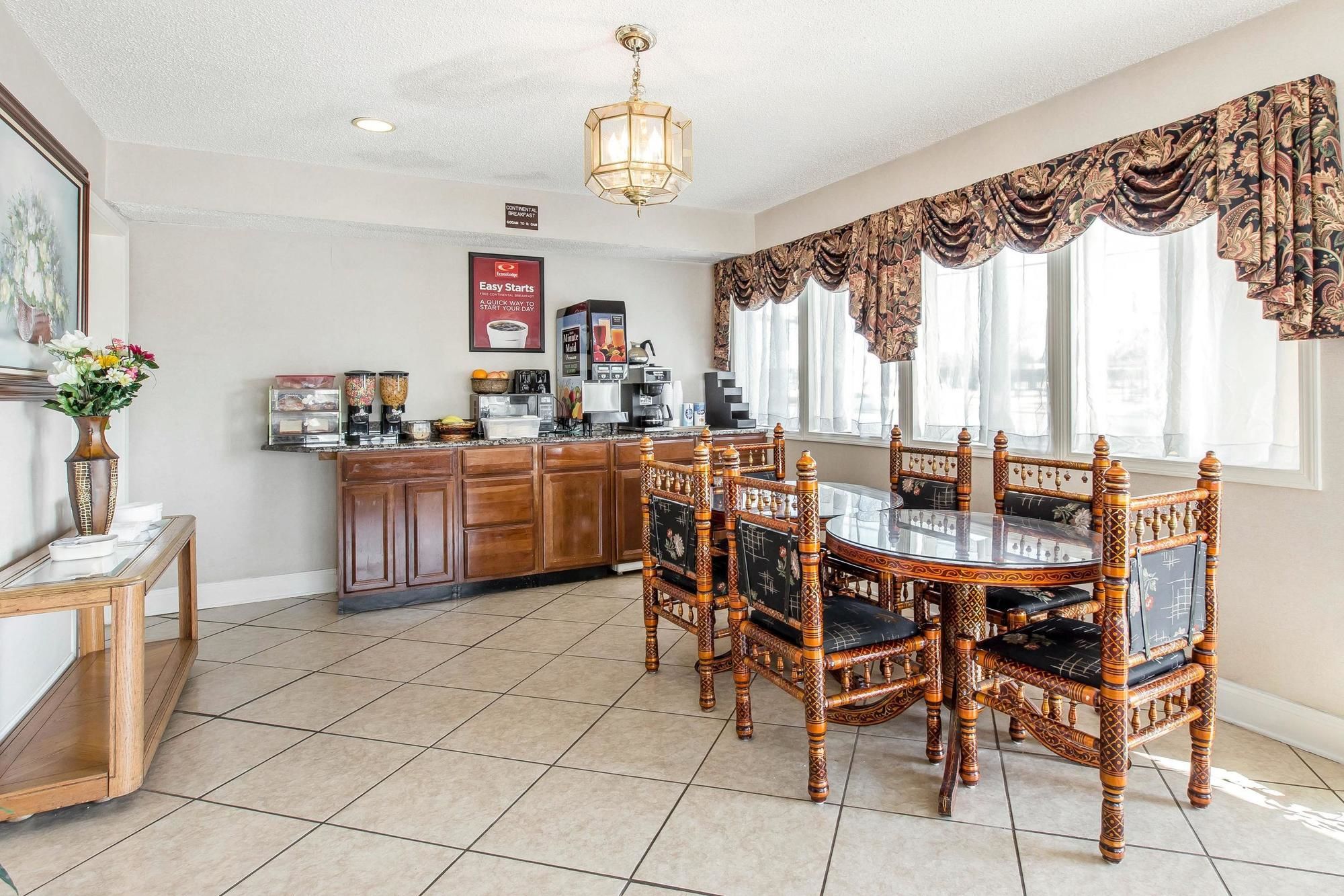 Econo Lodge Thomaston