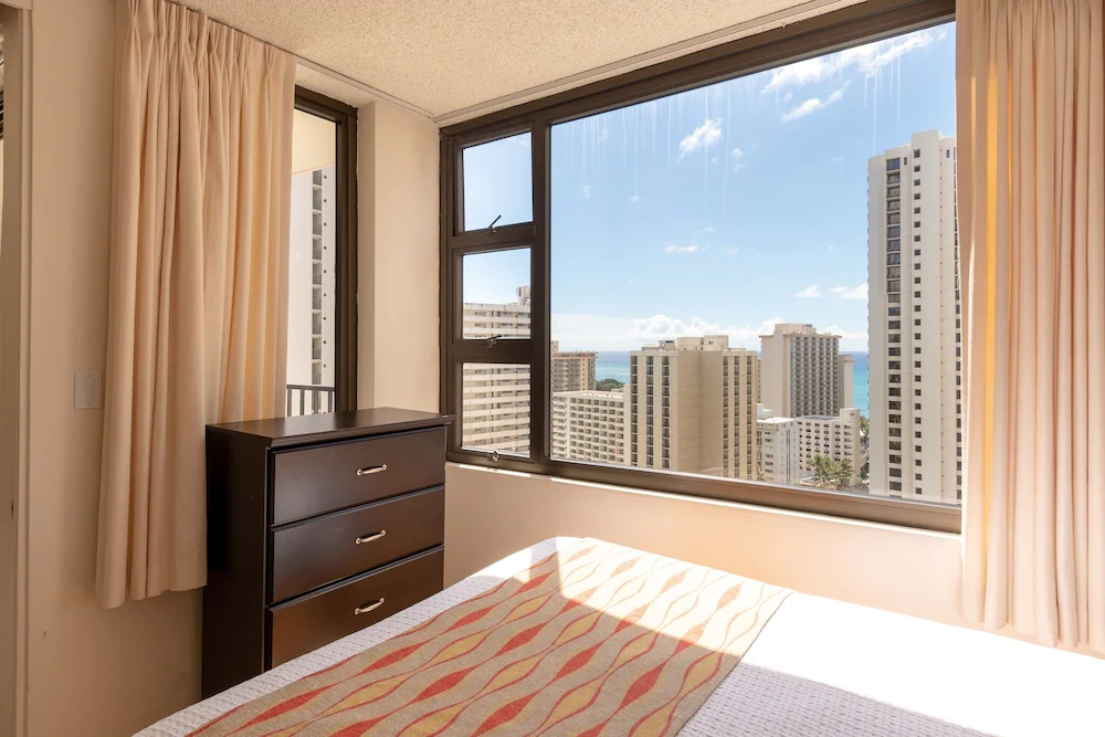 The Waikiki Banyan
