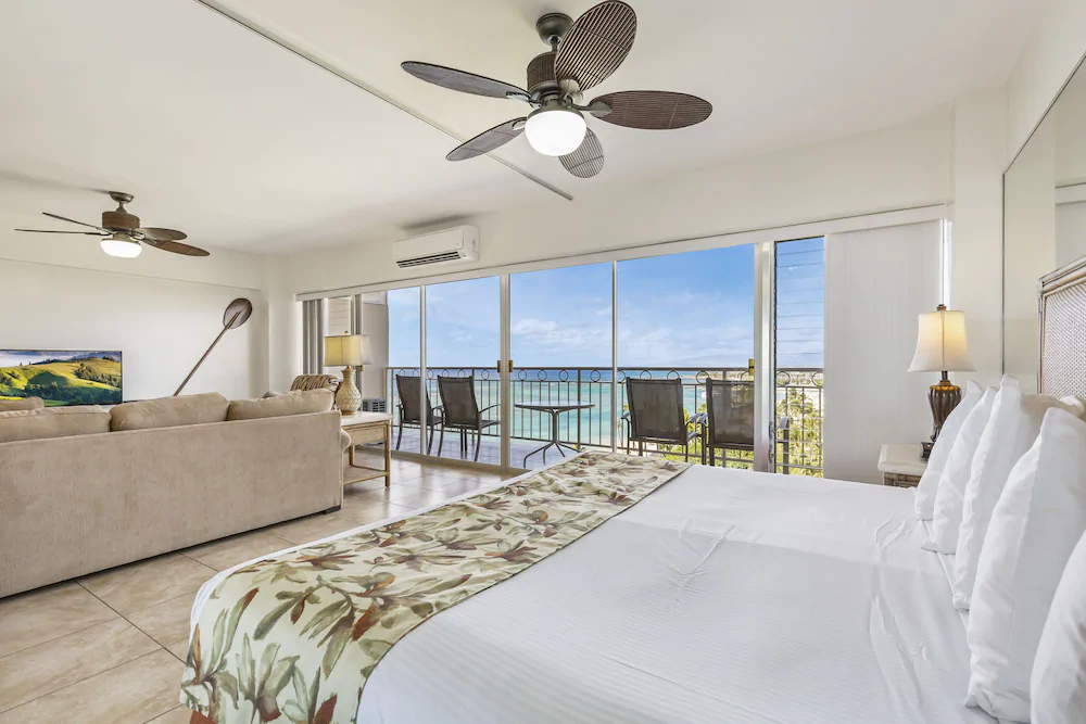 Waikiki Shore by Castle Hotels & Resorts