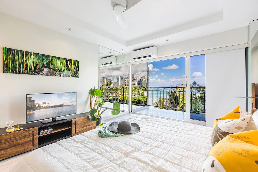 Waikiki Shore by Castle Hotels & Resorts