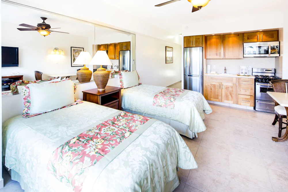 Waikiki Shore by Castle Hotels & Resorts