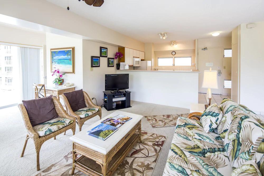 Waikiki Shore by Castle Hotels & Resorts