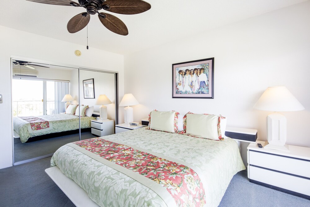 Waikiki Shore by Castle Hotels & Resorts