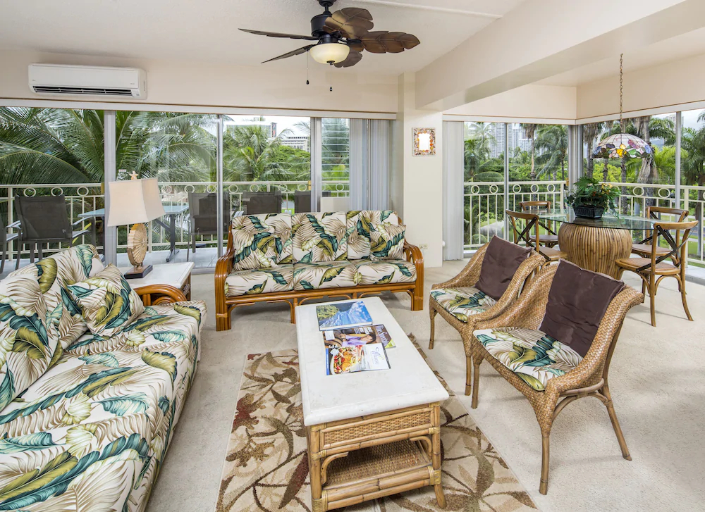 Waikiki Shore by Castle Hotels & Resorts