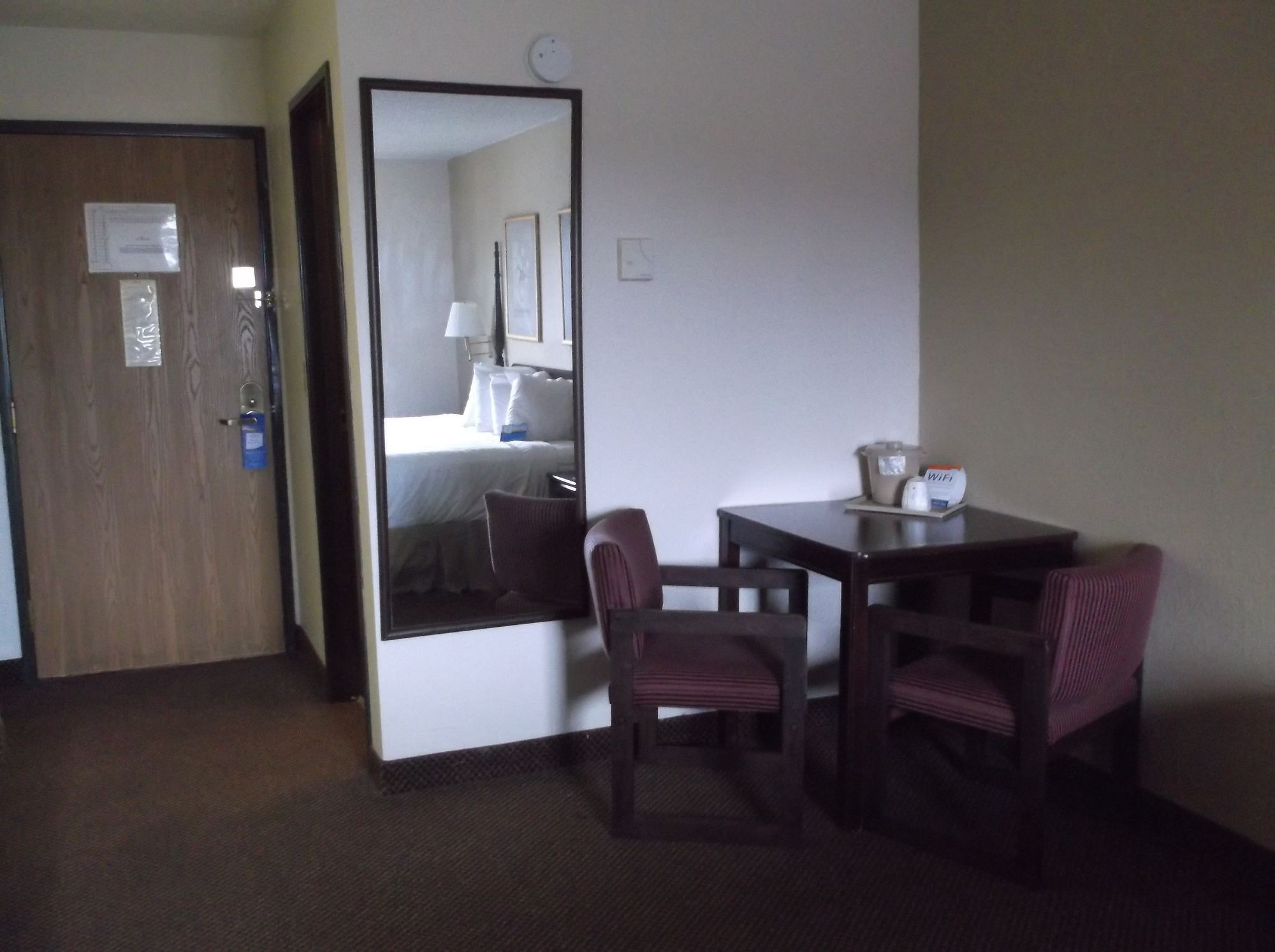 Baymont by Wyndham Metropolis