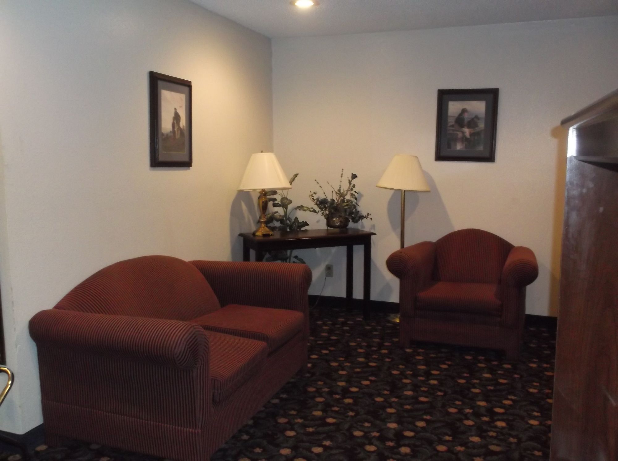 Baymont by Wyndham Metropolis