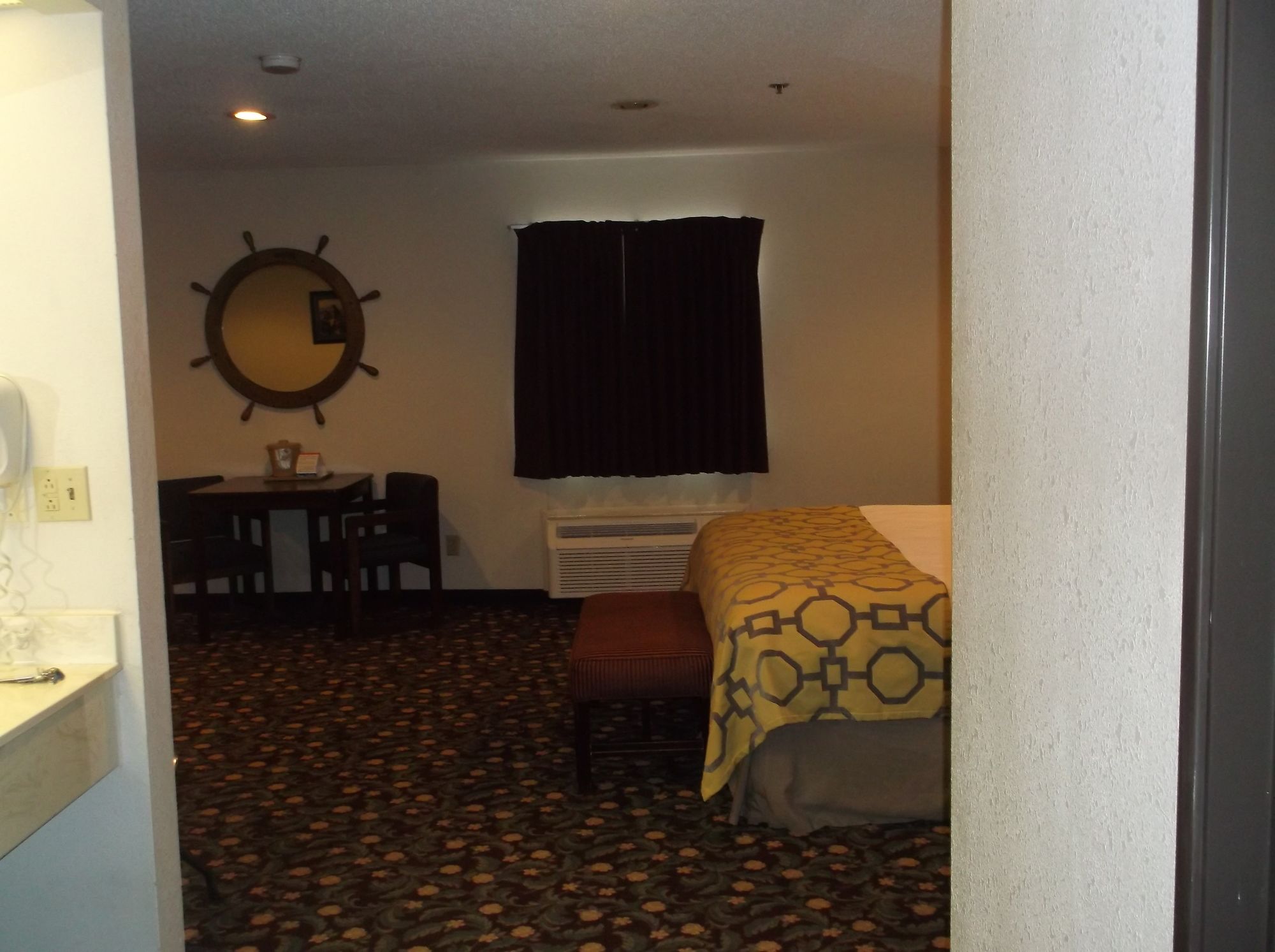 Baymont by Wyndham Metropolis