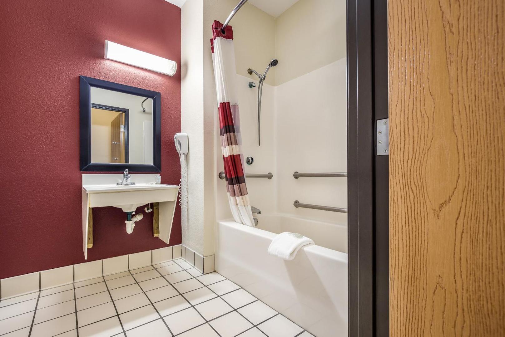 Red Roof Inn St Louis Troy