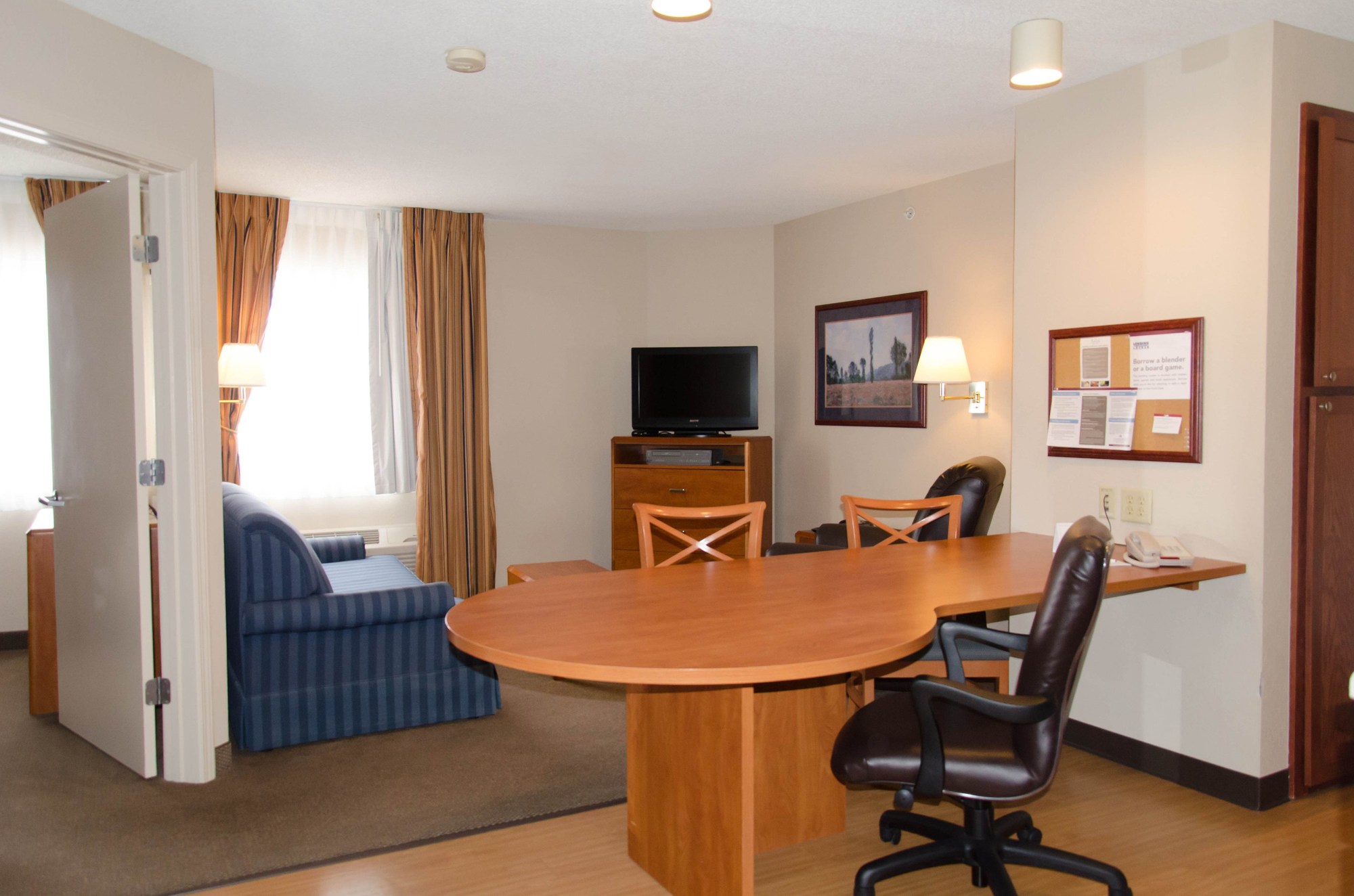 MainStay Suites