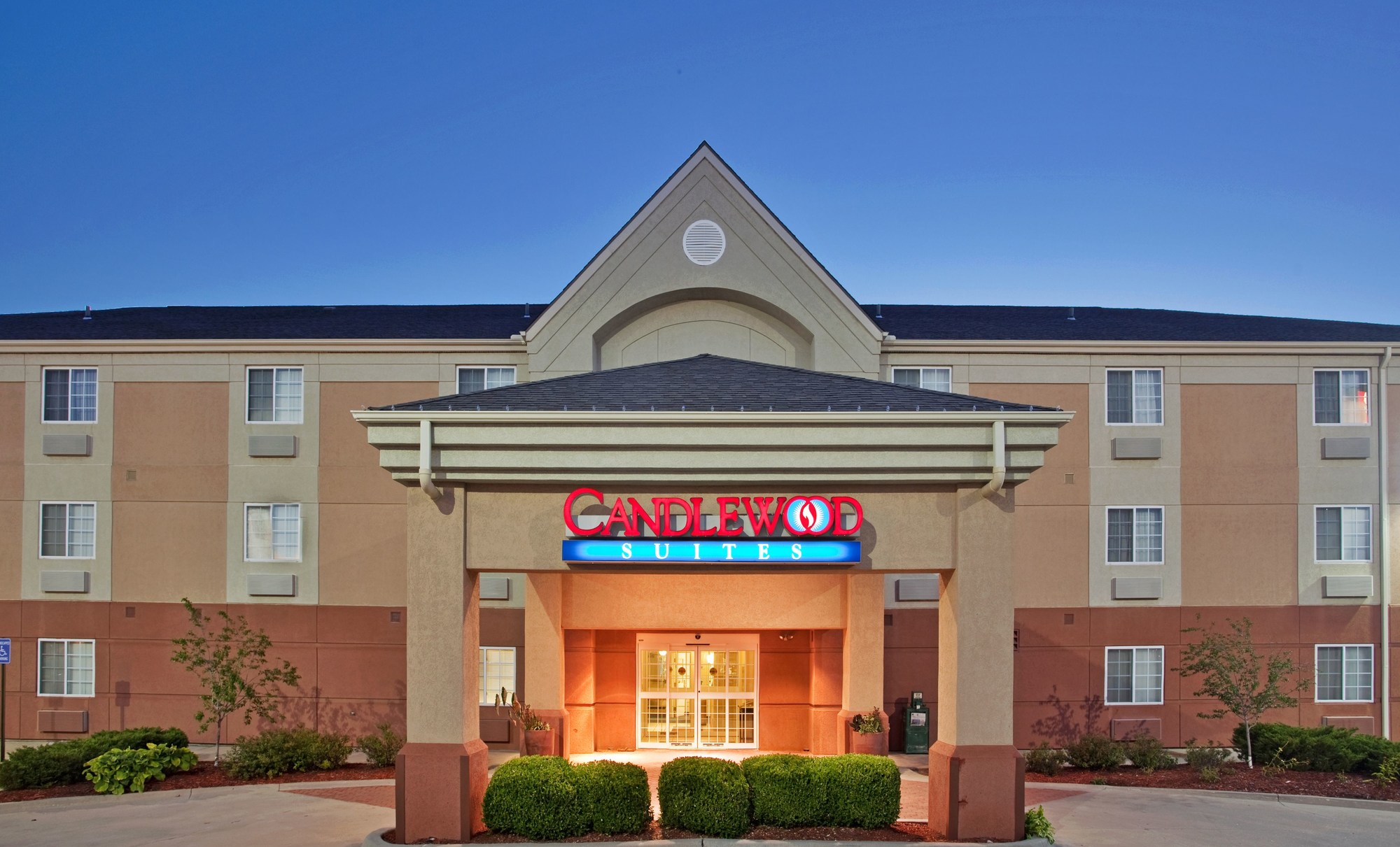 MainStay Suites