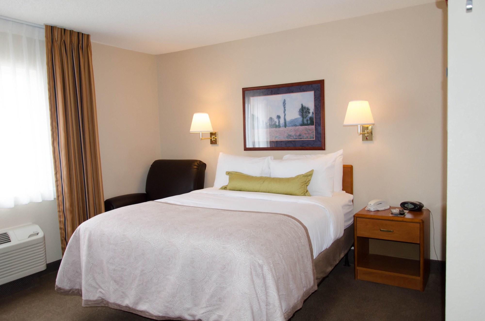 MainStay Suites
