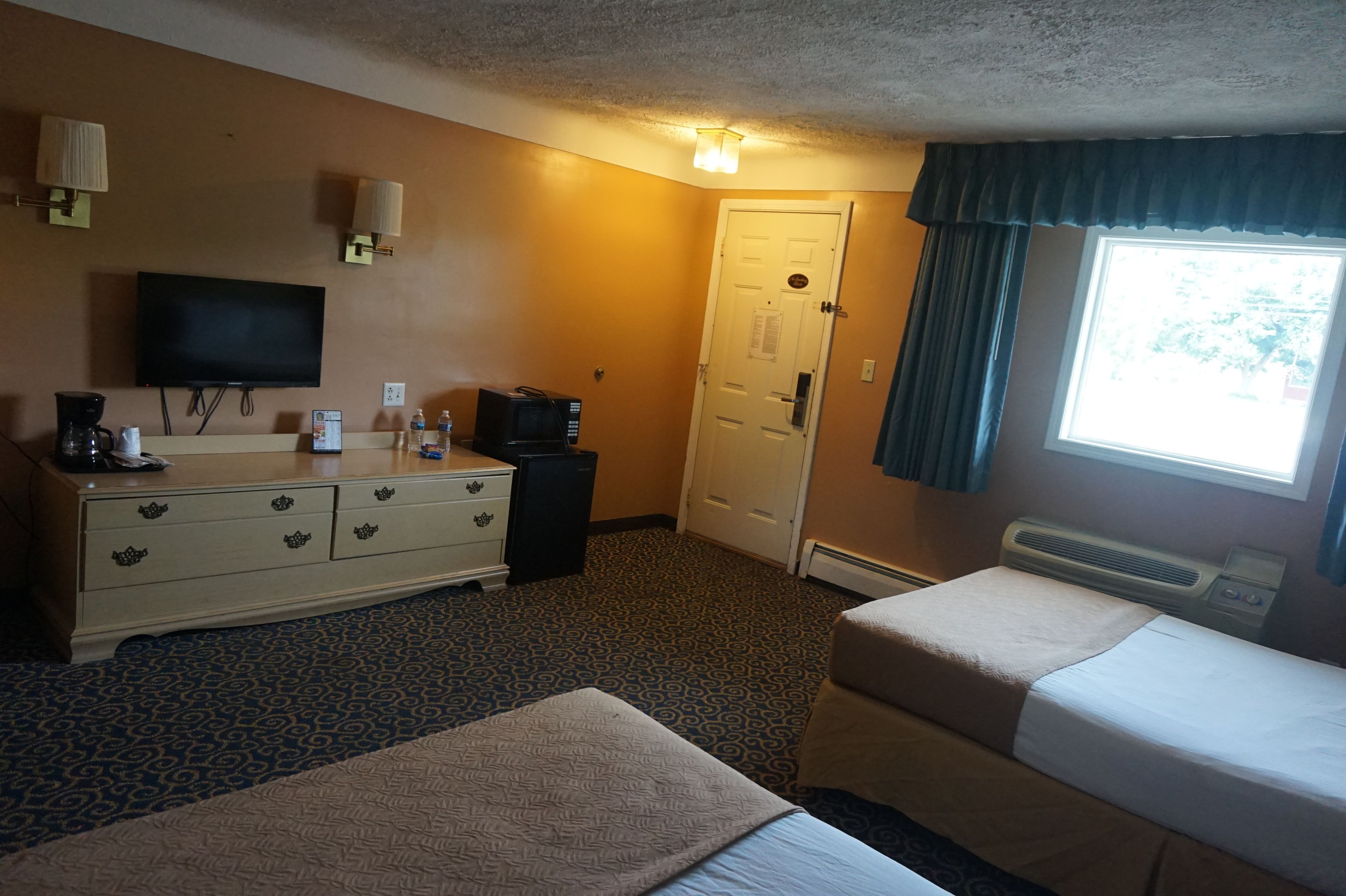 Bellevue Hotel & Suites
