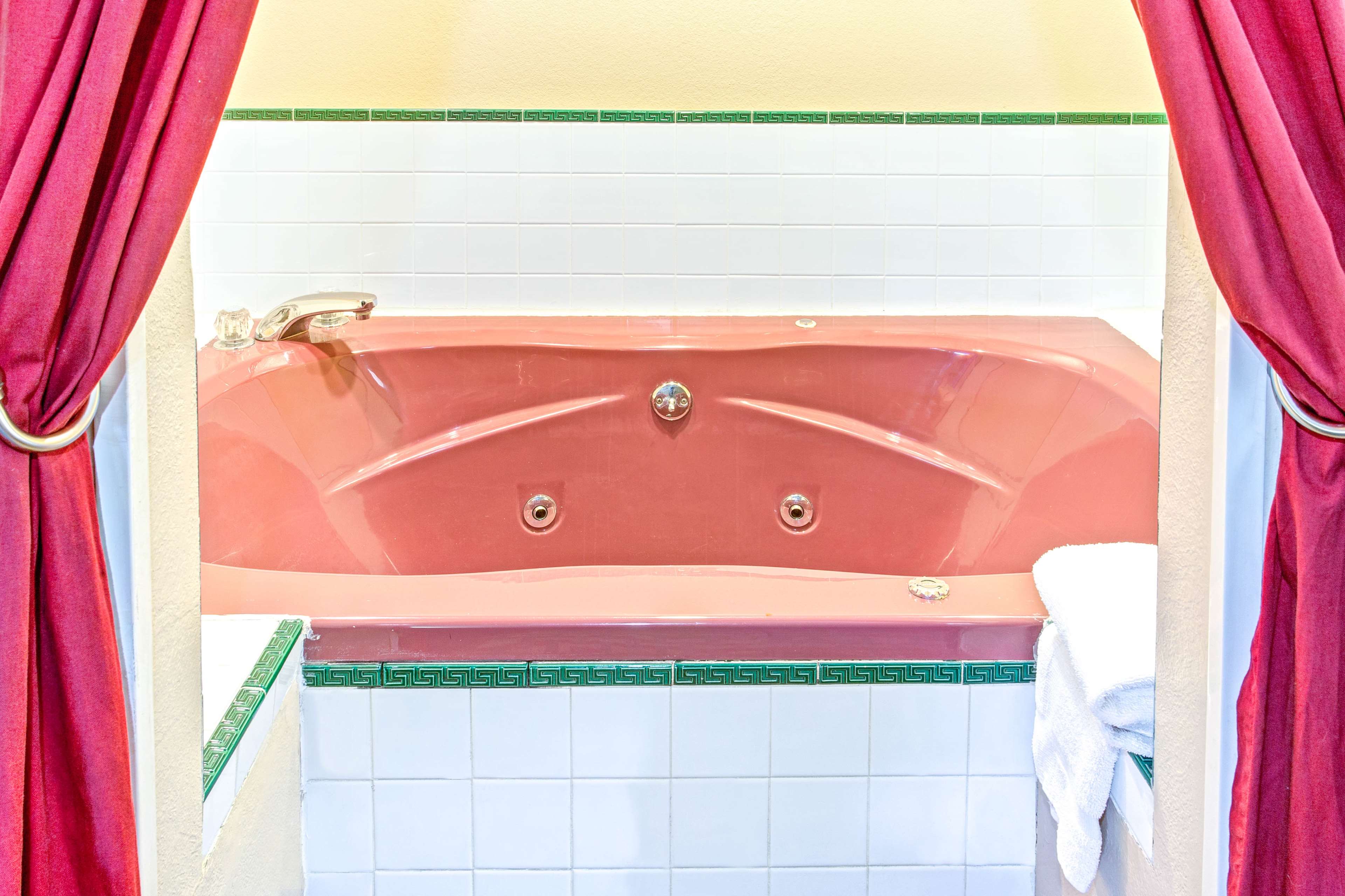 Super 8 by Wyndham Mt. Vernon