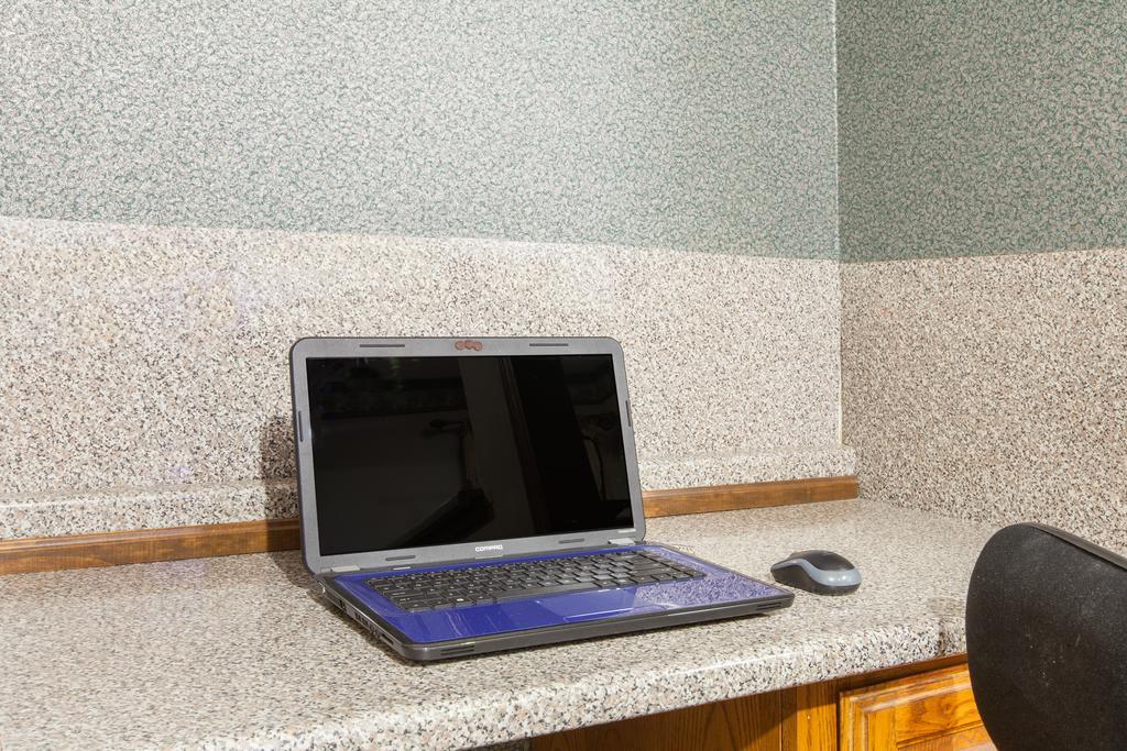 Days Inn by Wyndham Erick