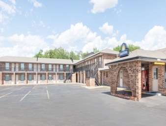 Days Inn by Wyndham Erick