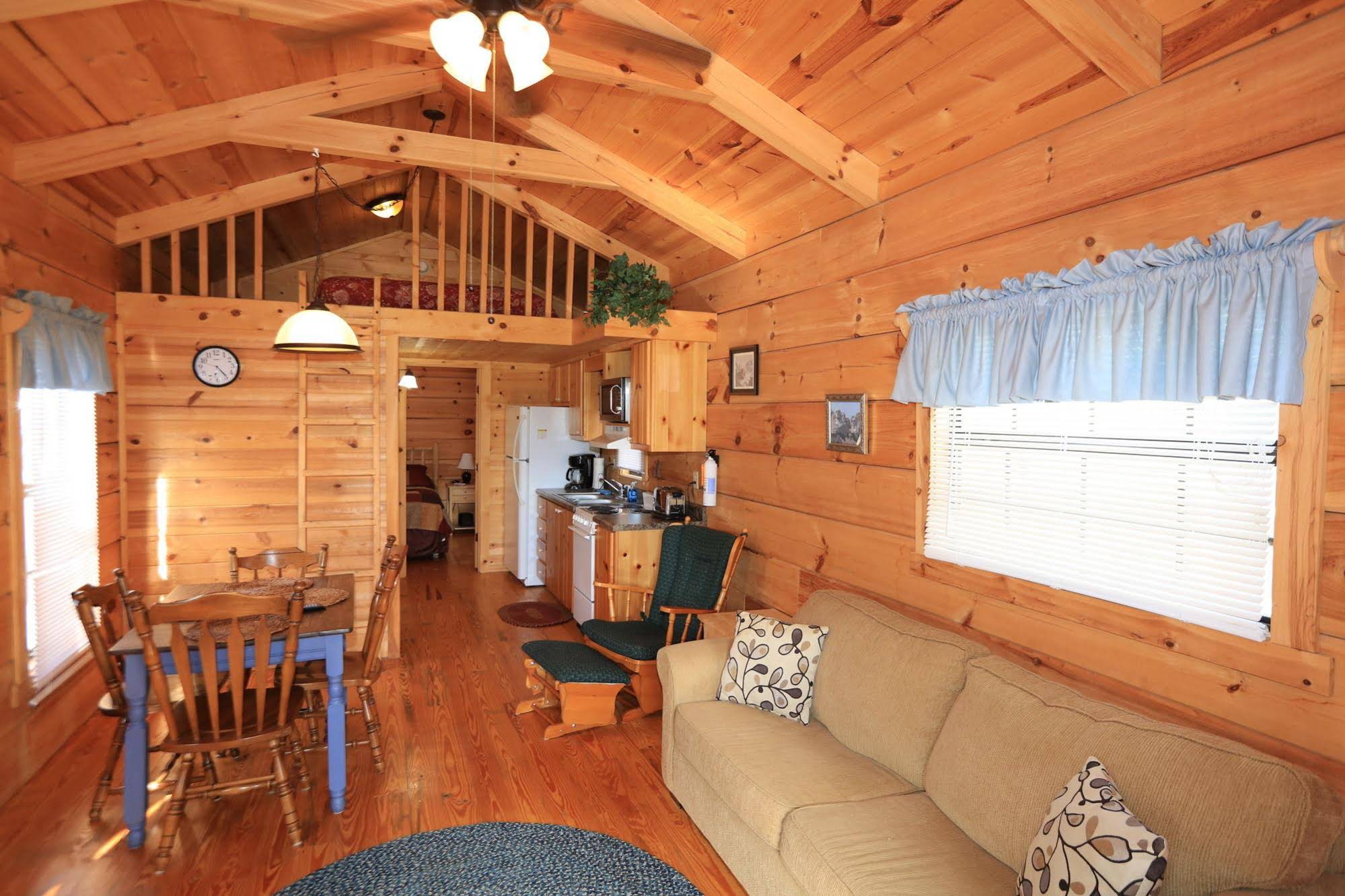 Baileyton RV Park & Cabins – A Cruise Inn Park