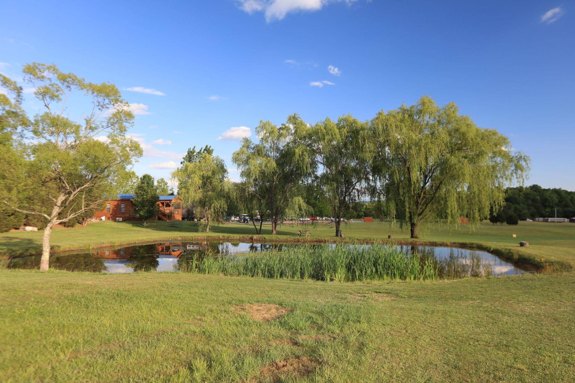 Baileyton RV Park & Cabins – A Cruise Inn Park