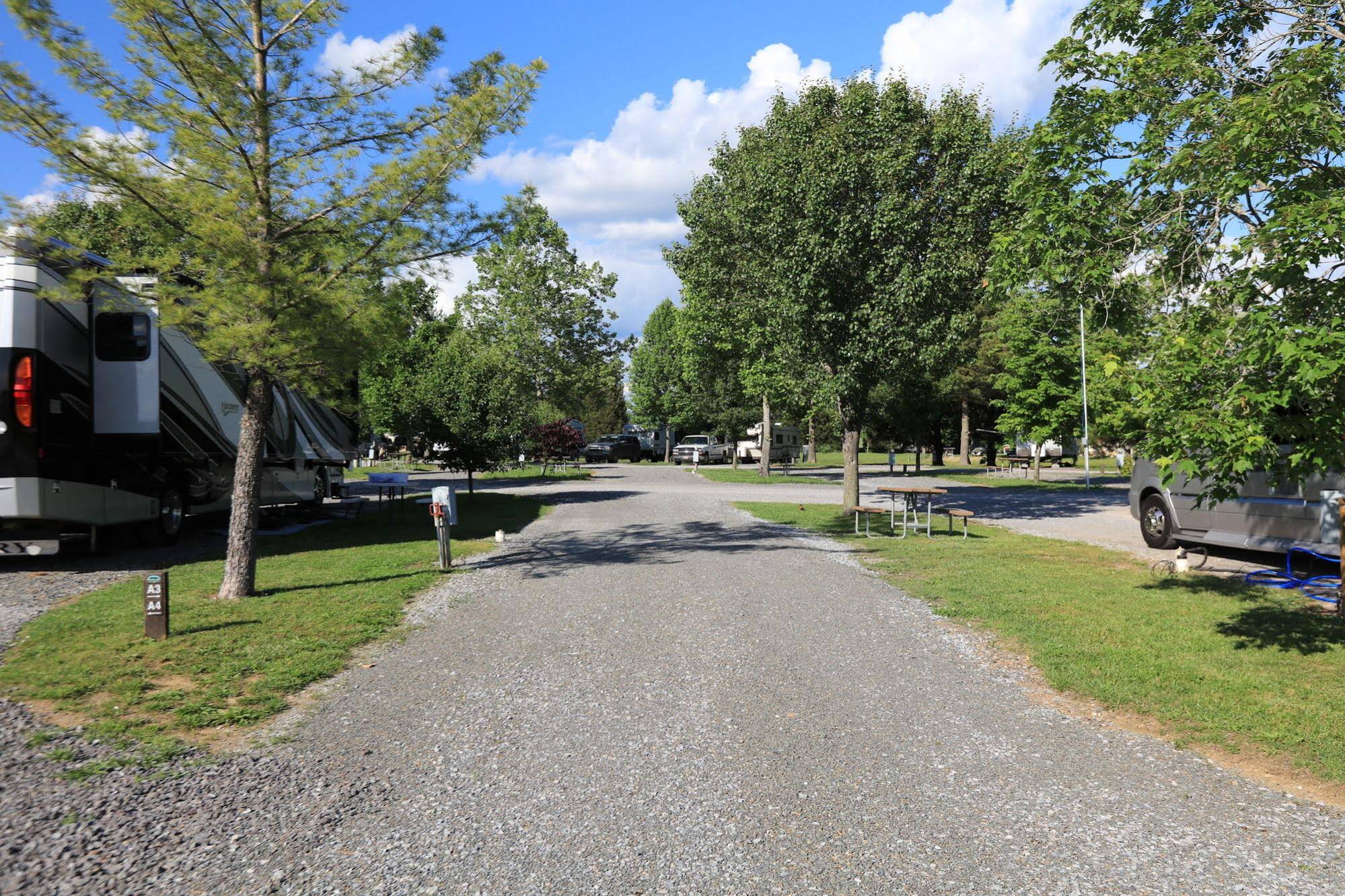 Baileyton RV Park & Cabins – A Cruise Inn Park