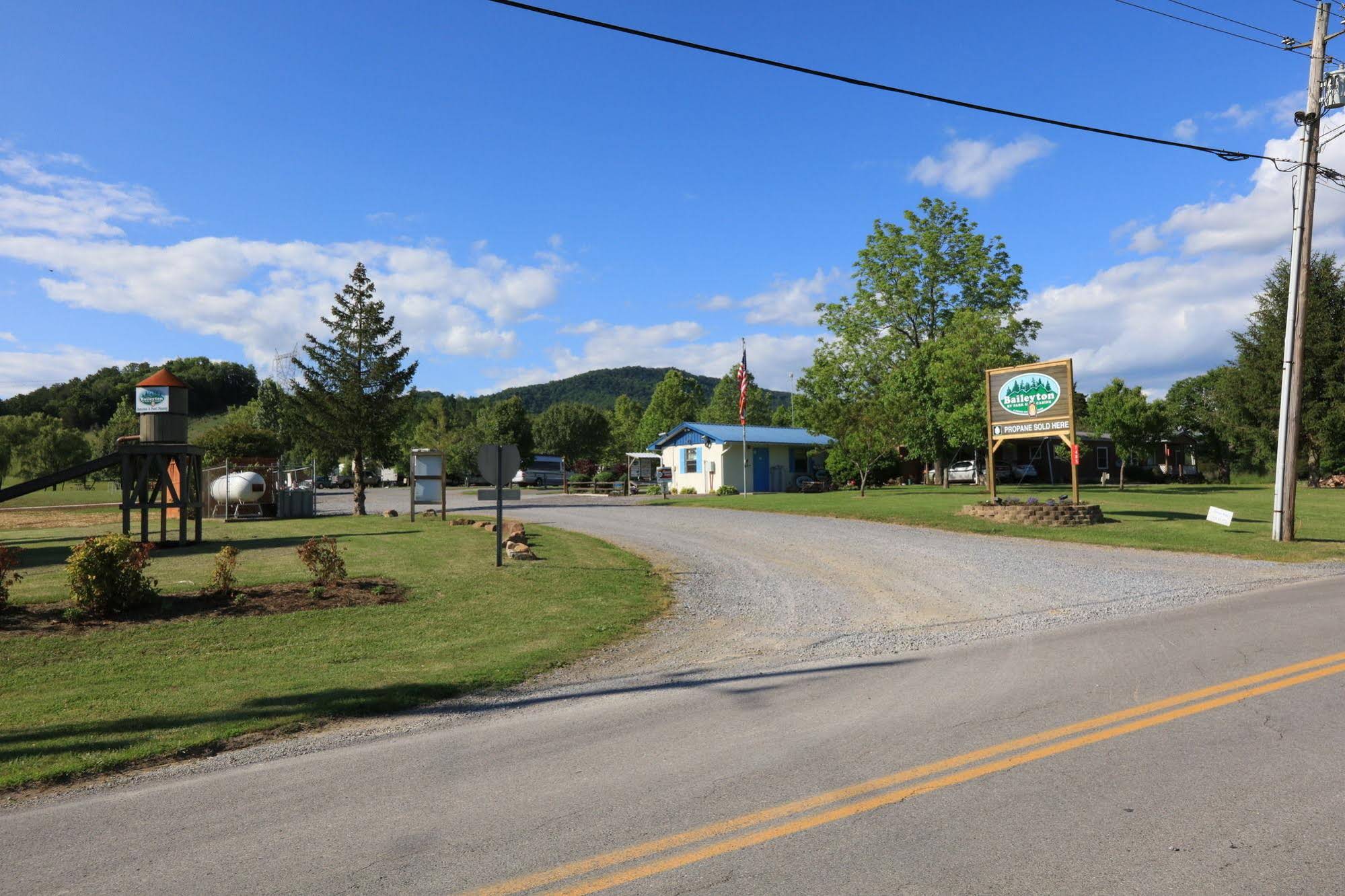 Baileyton RV Park & Cabins – A Cruise Inn Park