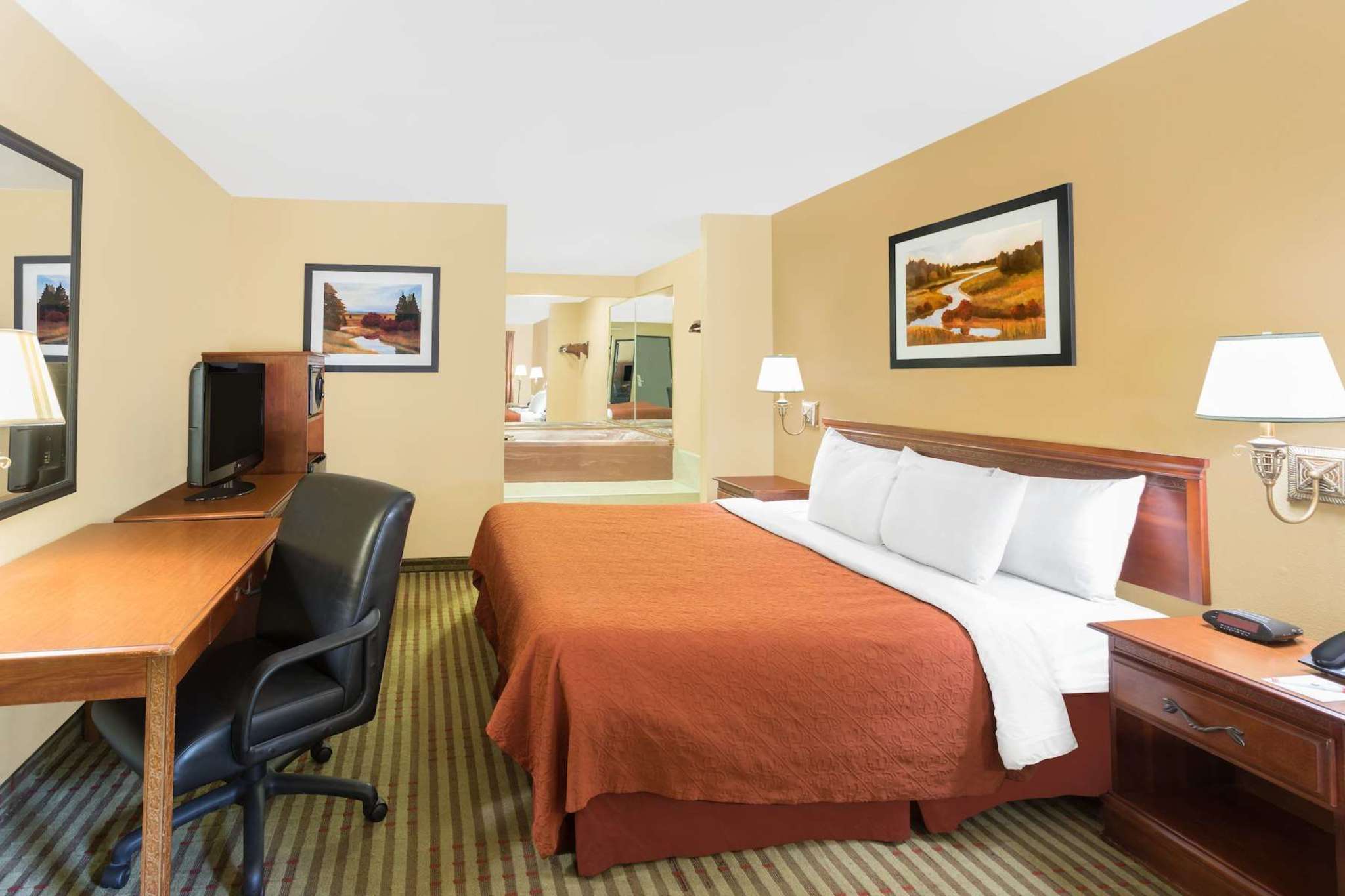 Howard Johnson by Wyndham Chattanooga Lookout Mountain