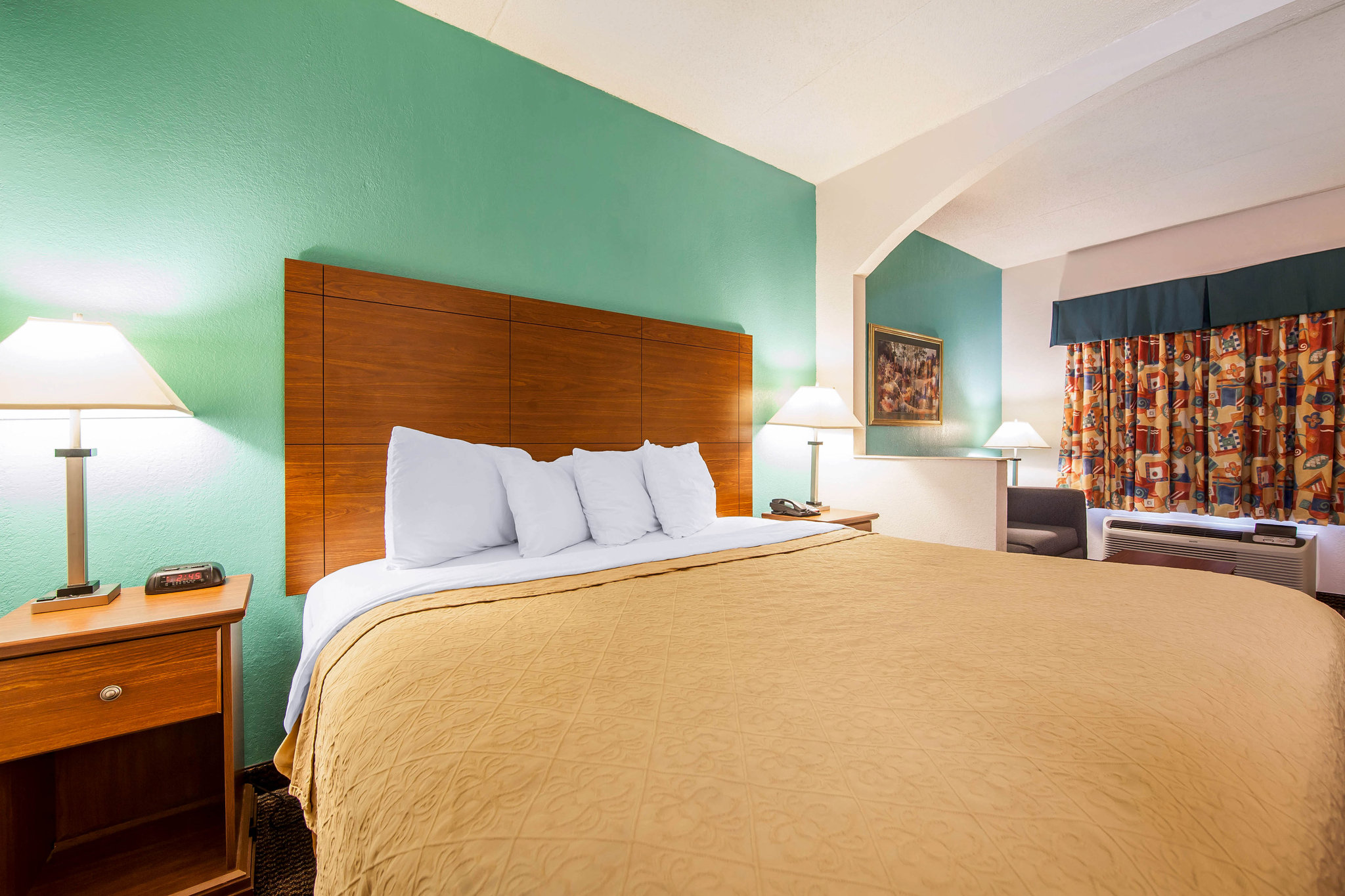 Studio 6 Chattanooga