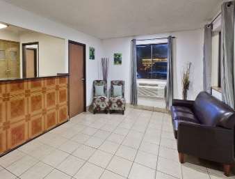 Super 8 by Wyndham Chattanooga Lookout Mountain TN