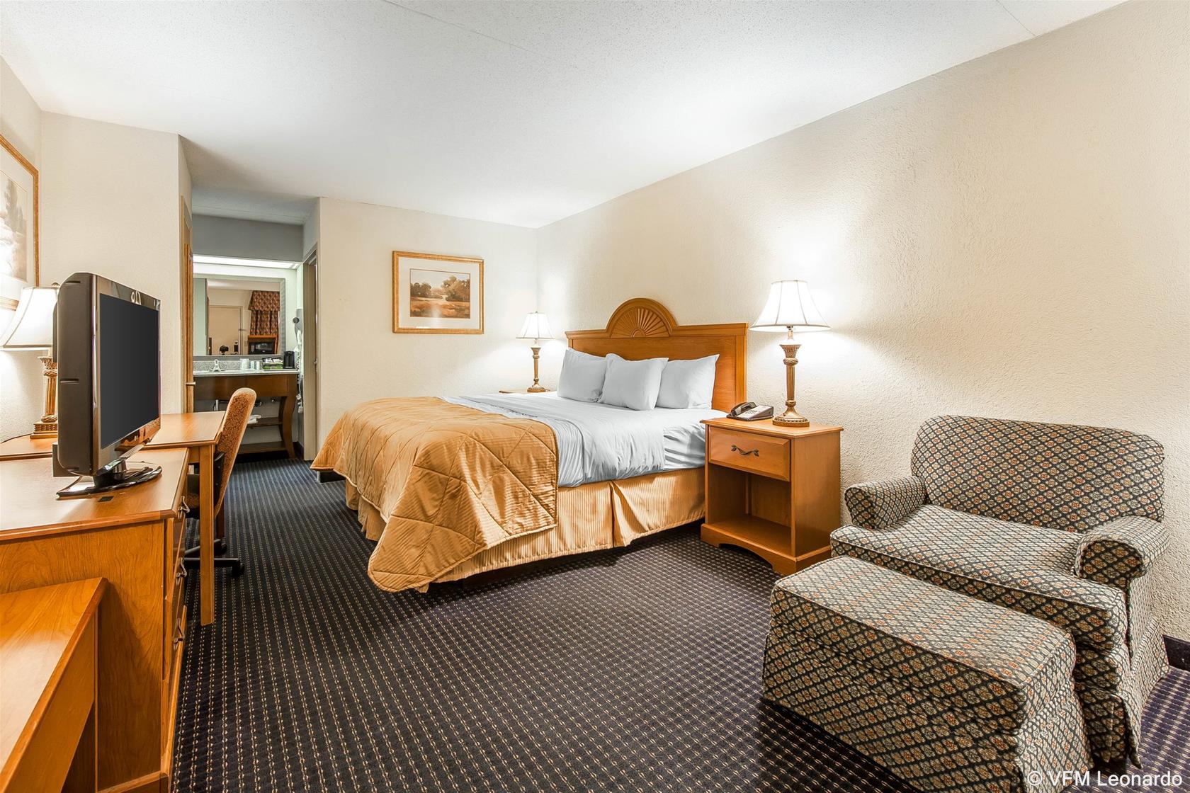 Clarion Inn Cleveland