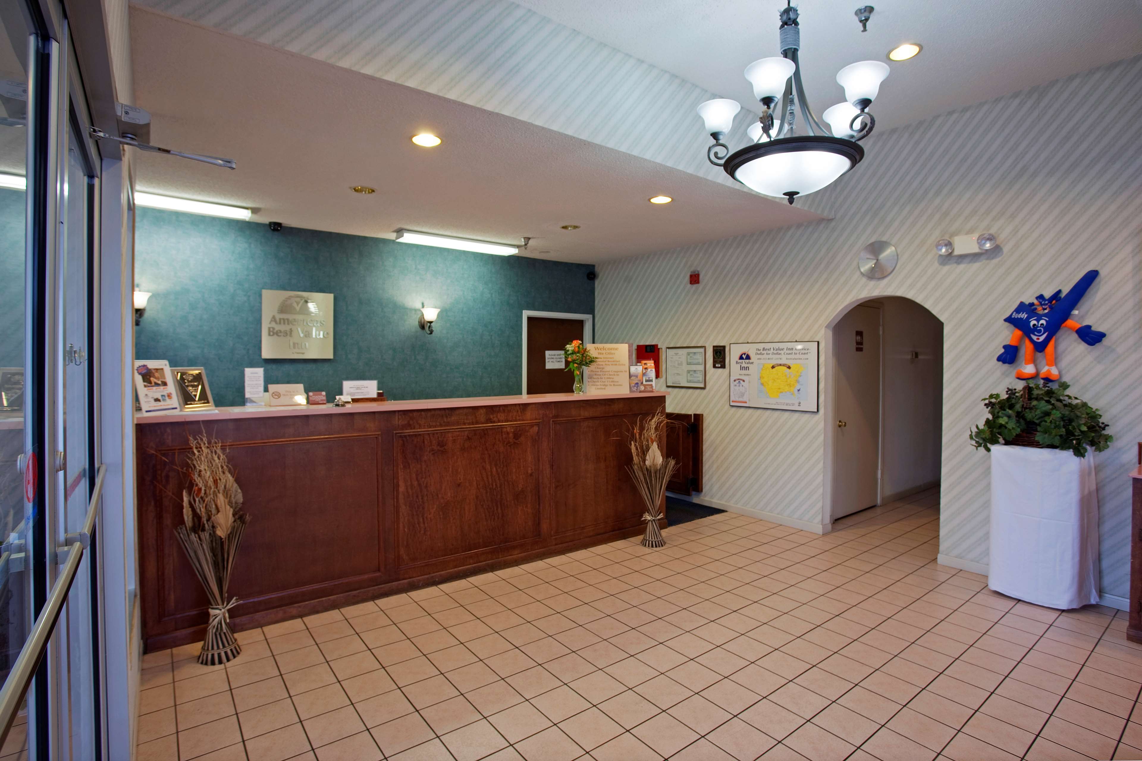 Red Roof Inn Columbia, TN