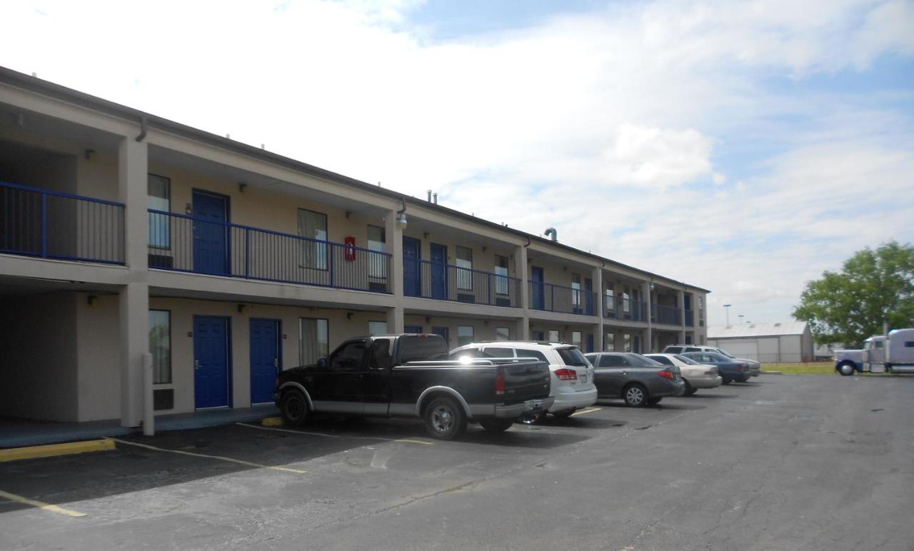 Executive Inn and Suites Covington