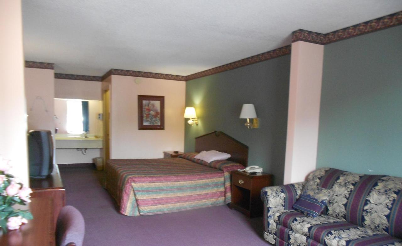 Executive Inn and Suites Covington