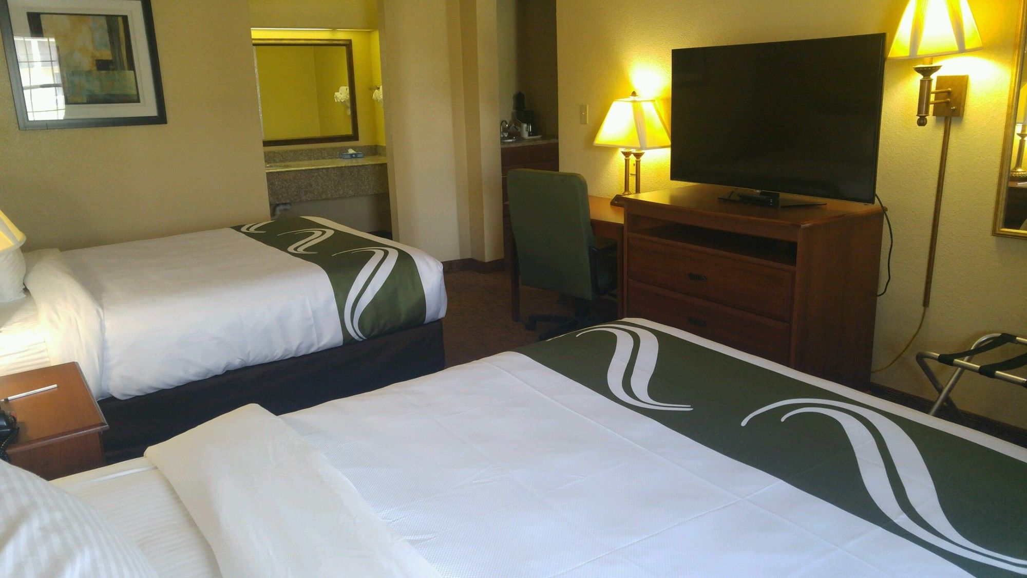 Quality Inn & Suites