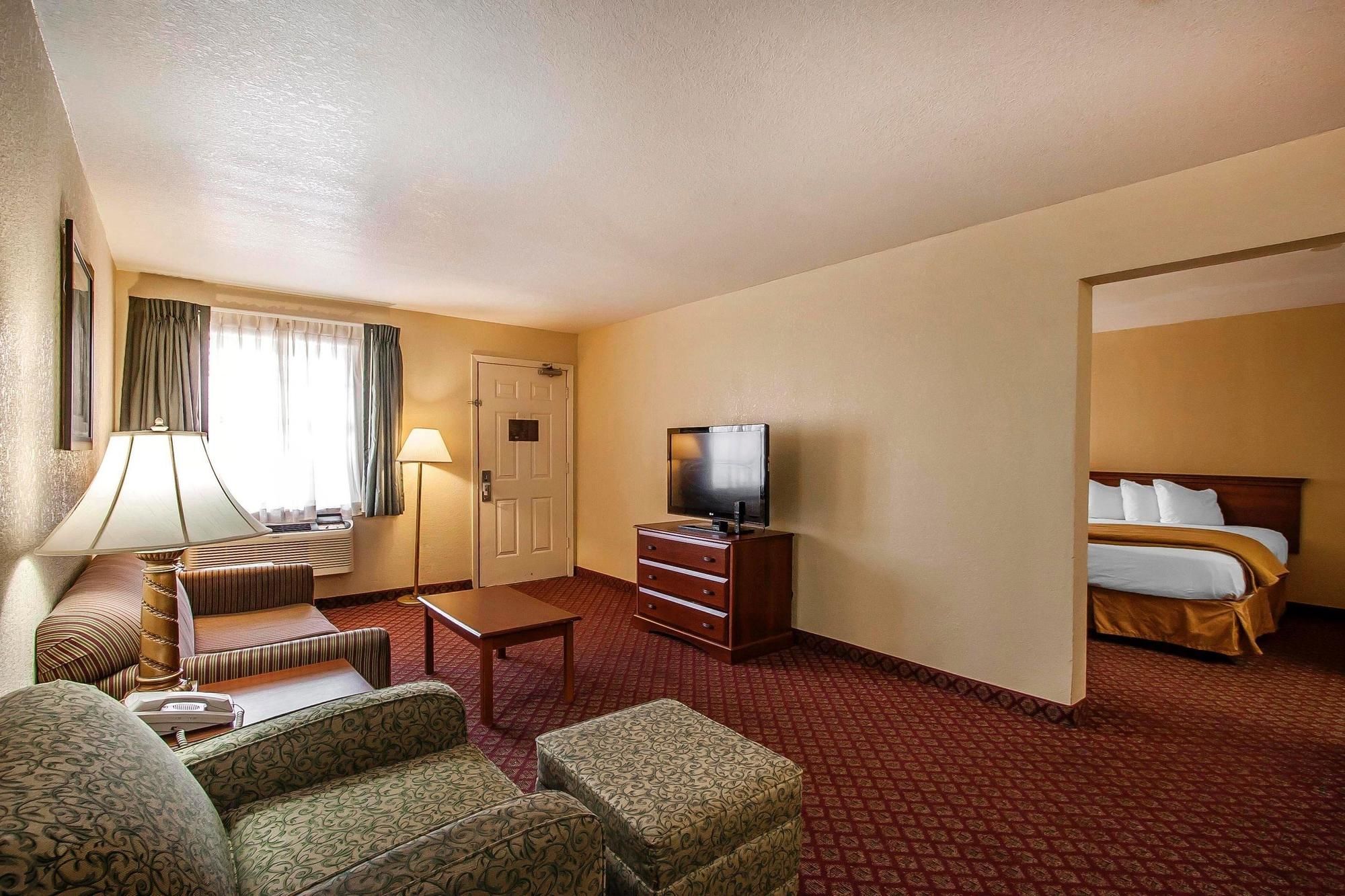 Quality Inn & Suites