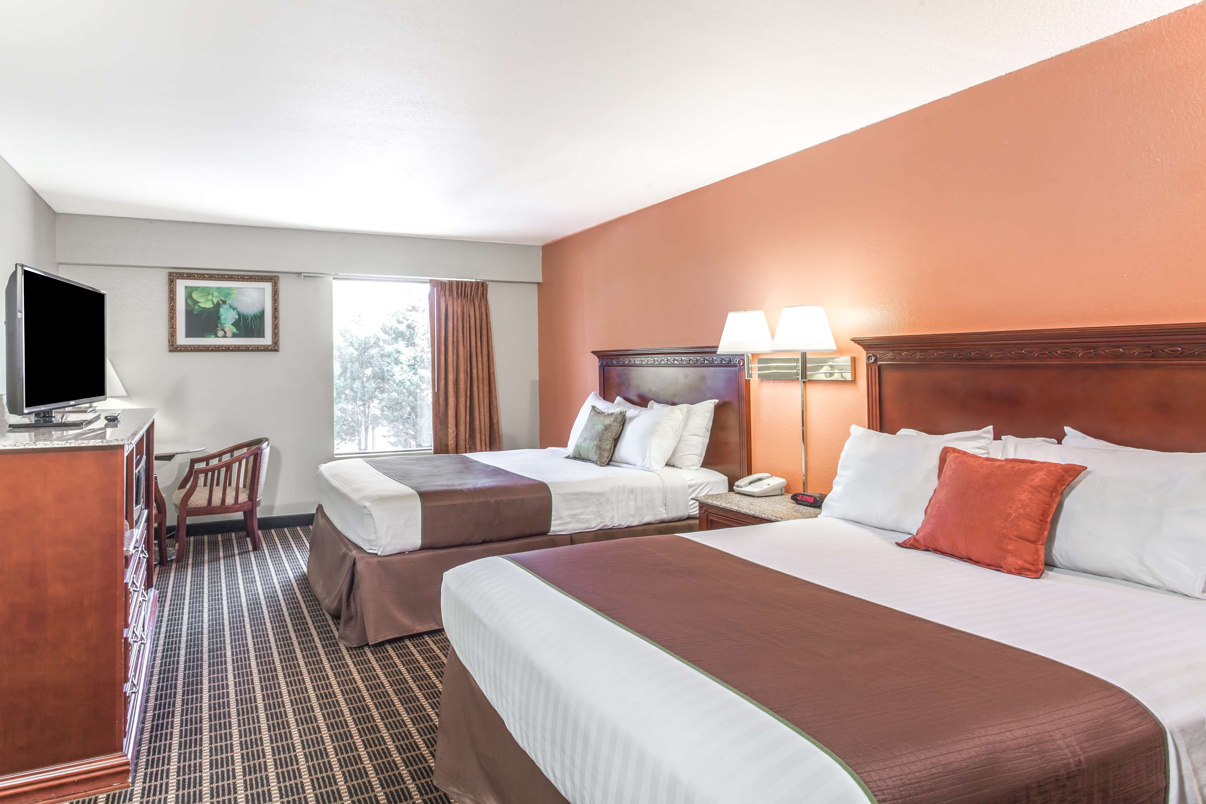 Super 8 by Wyndham Dandridge