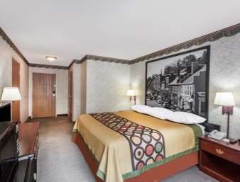 Super 8 by Wyndham Erwin