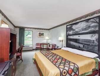 Super 8 by Wyndham Erwin