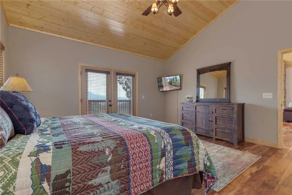 Eagles View Cabin