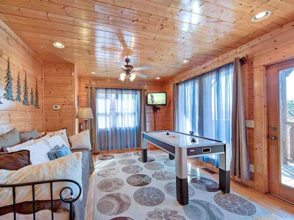 Favored By Fortune Cabin