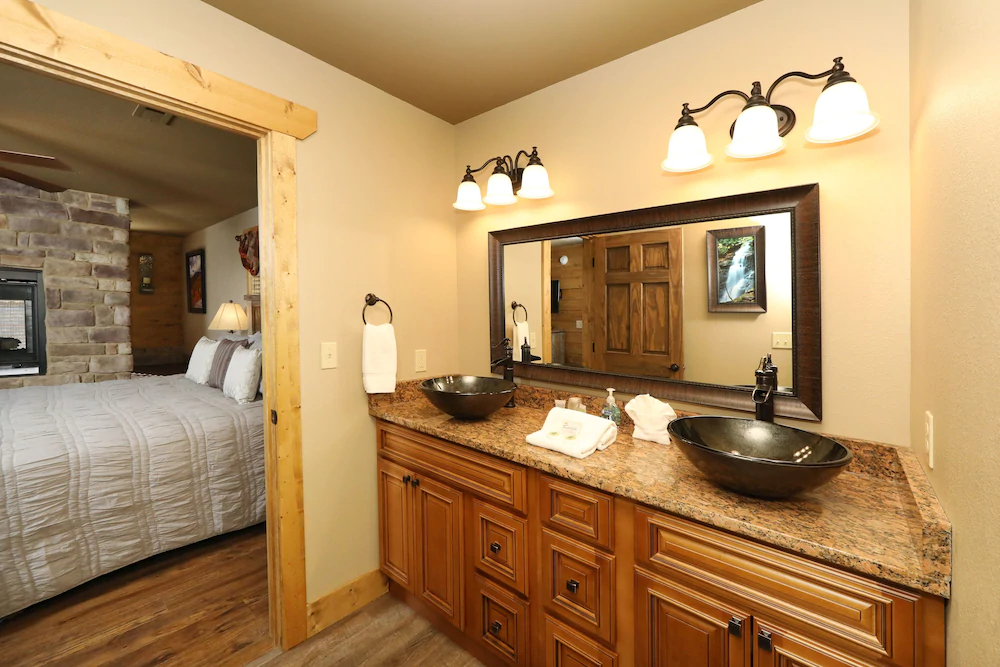 Hilltop Haven Chalet