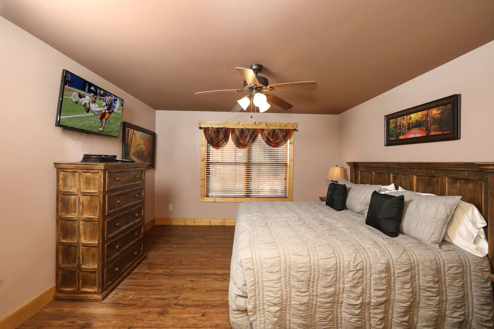 Hilltop Haven Chalet