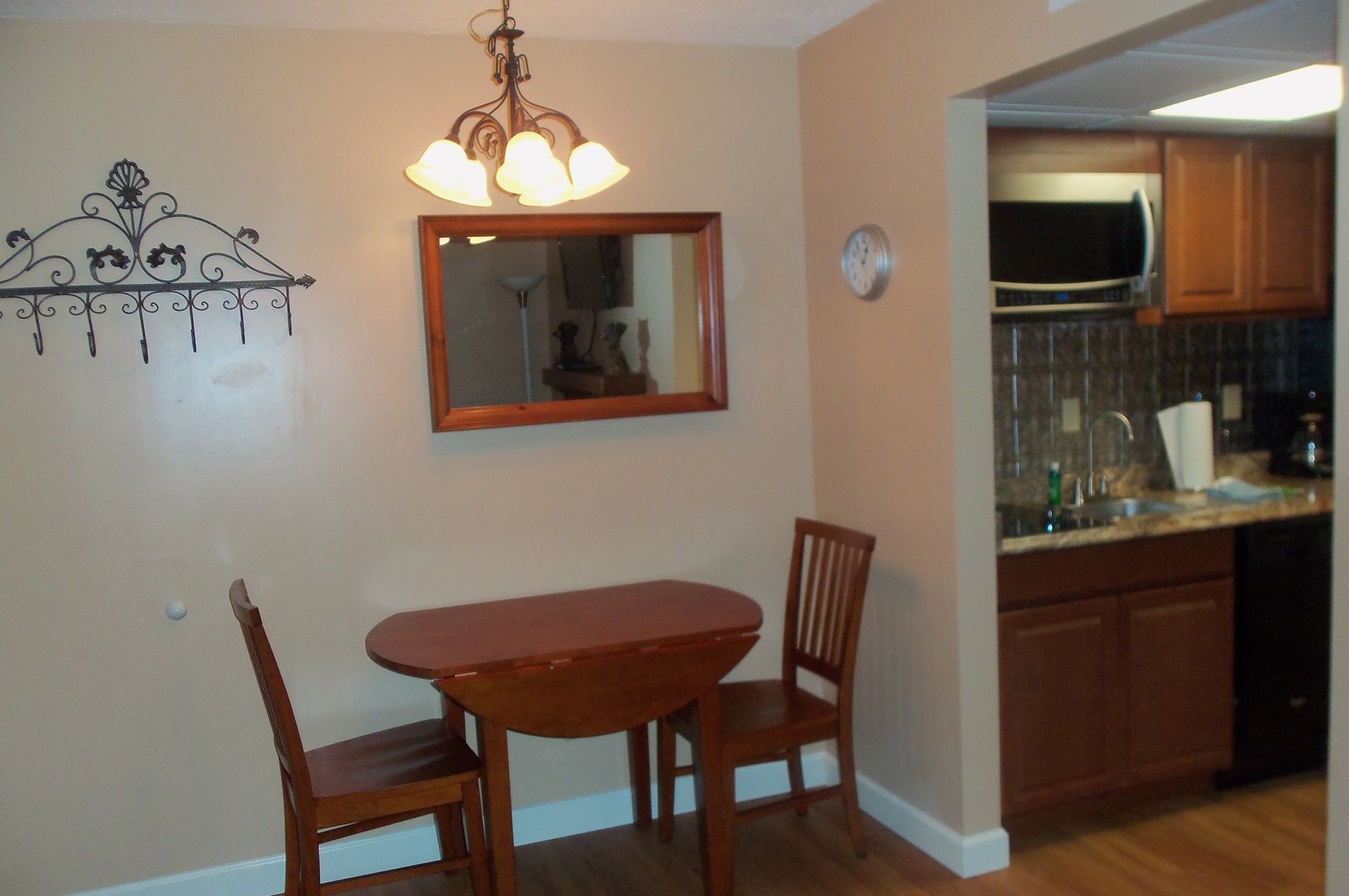 Oak Square Condominiums