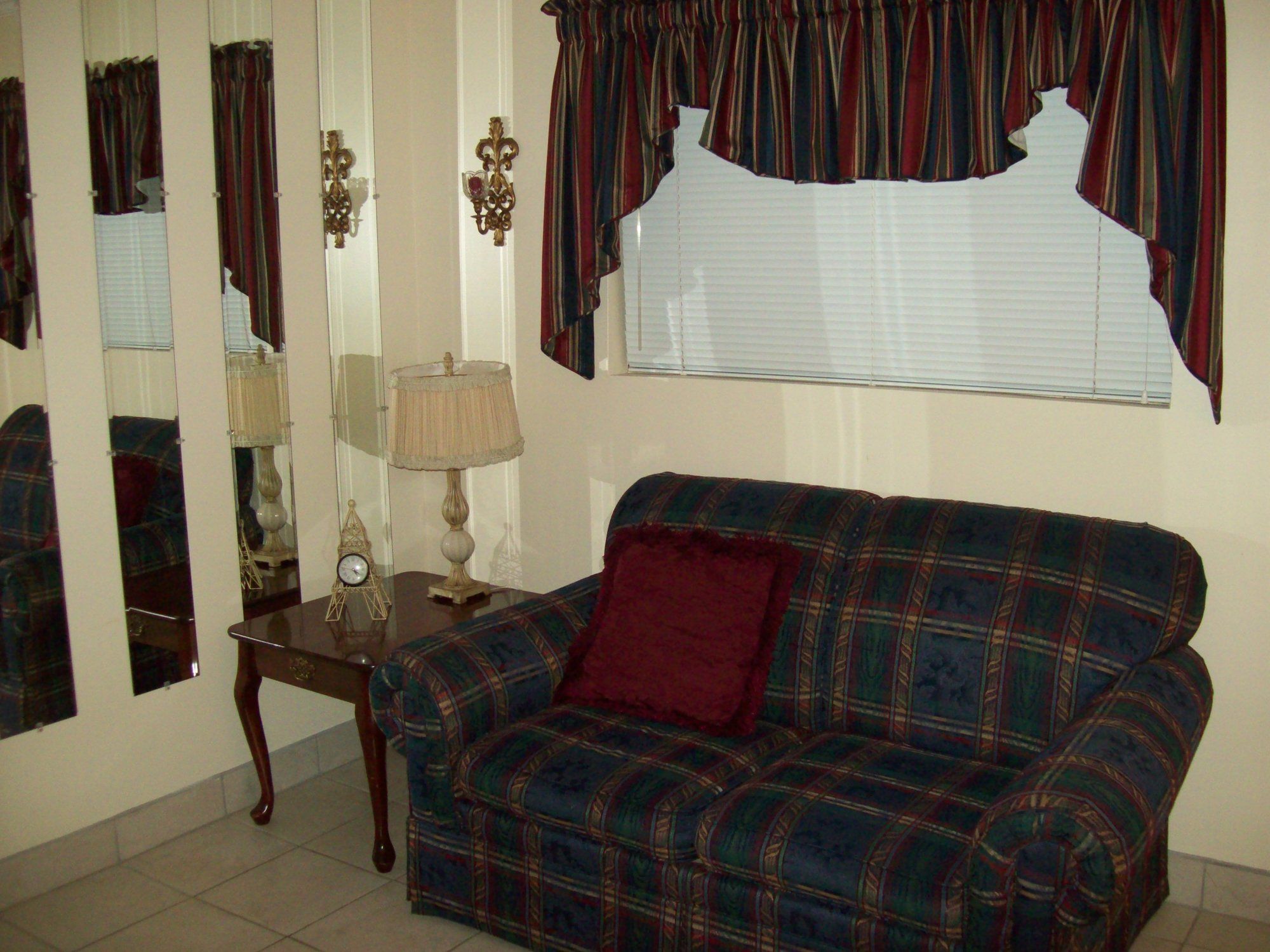 Oak Square Condominiums