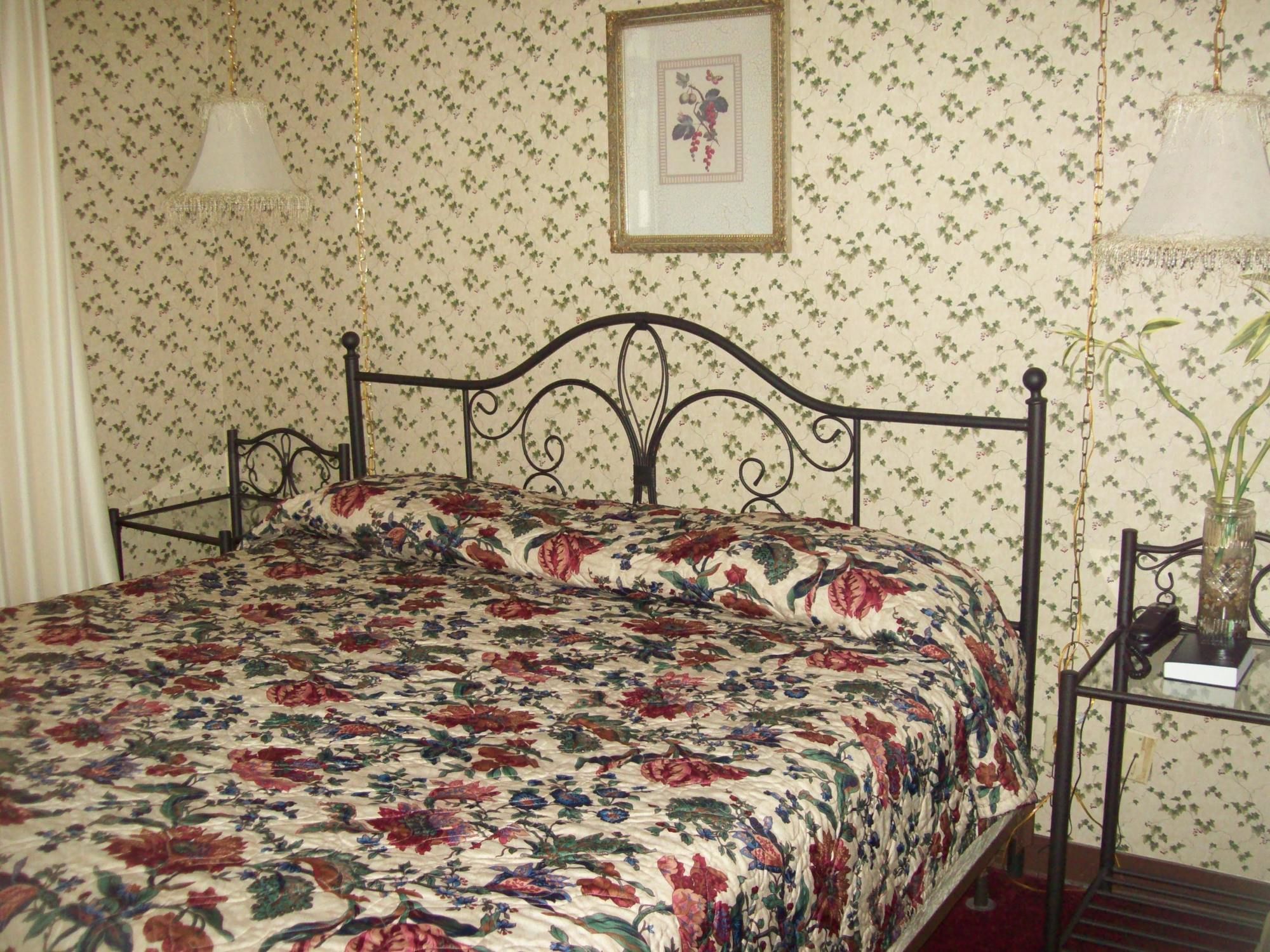 Oak Square Condominiums