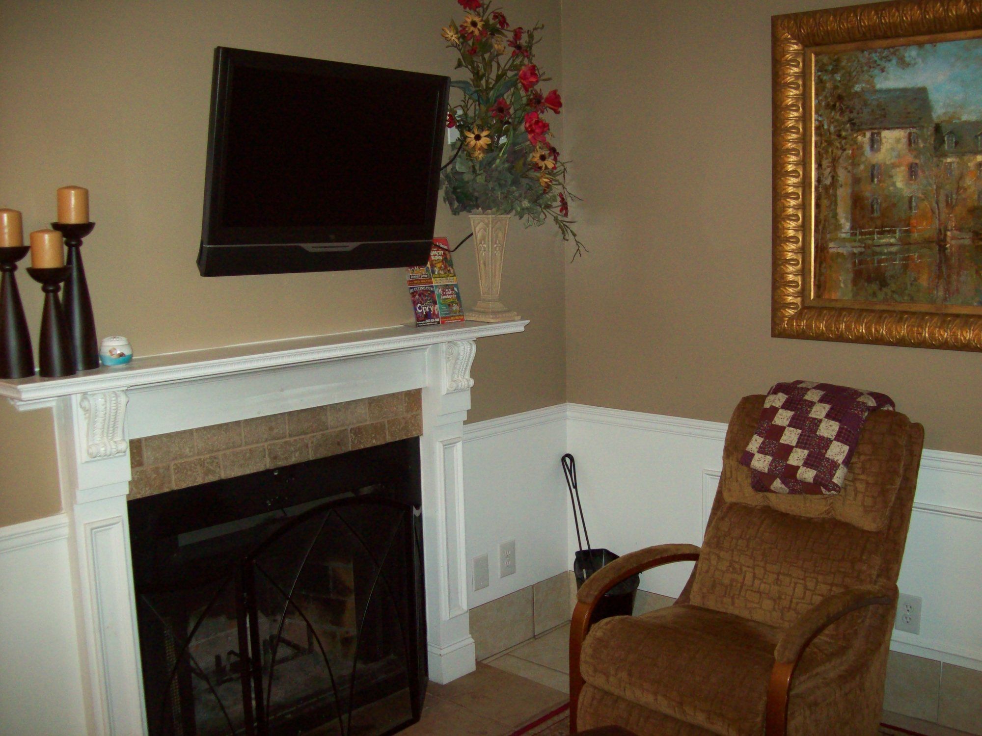 Oak Square Condominiums