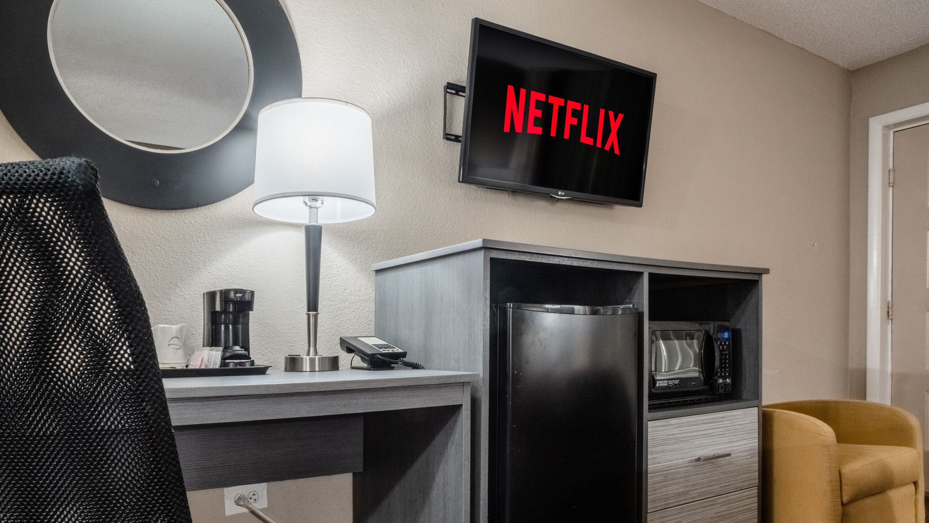 Super 8 by Wyndham Downtown Gatlinburg at Convention Center