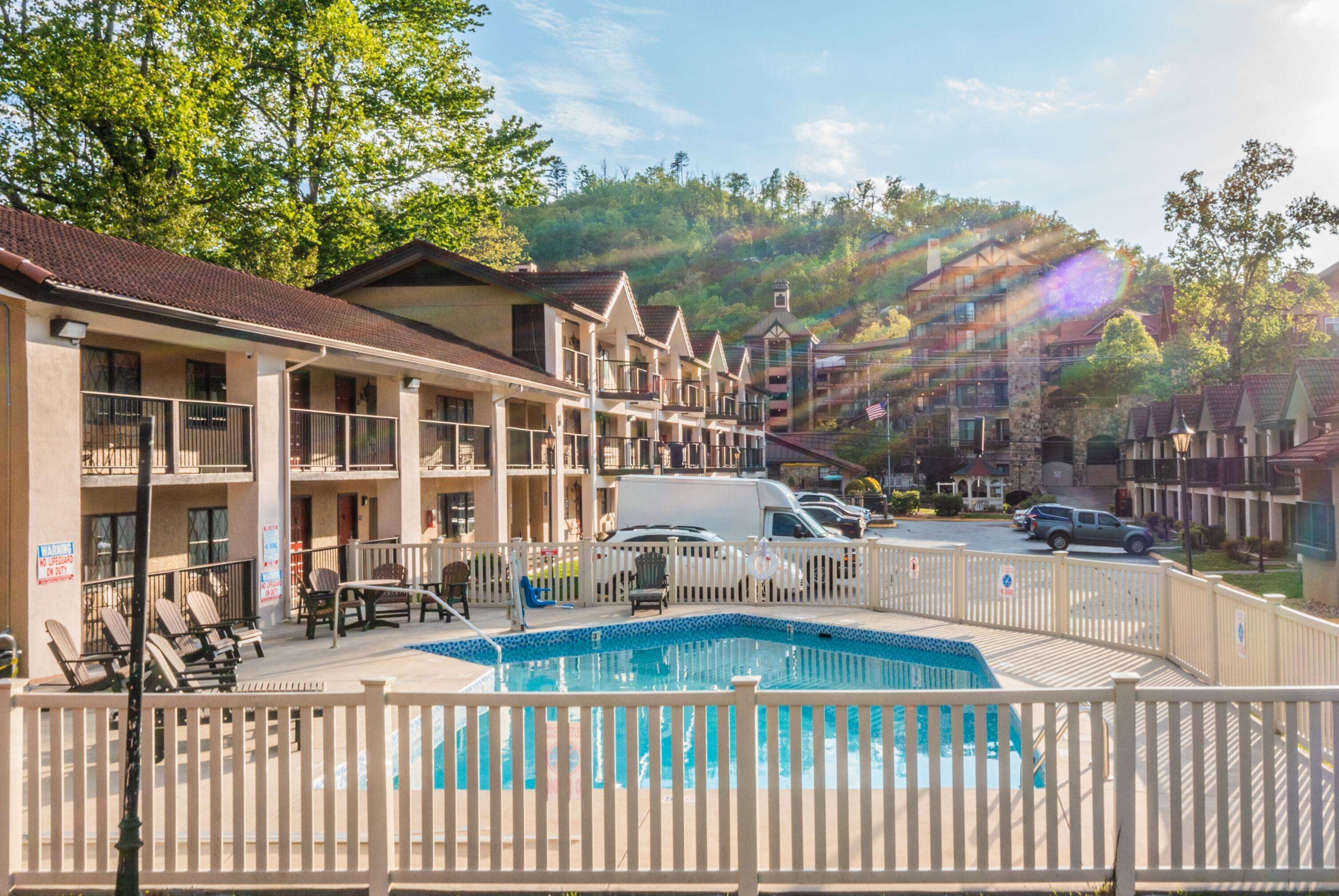 Super 8 by Wyndham Downtown Gatlinburg at Convention Center