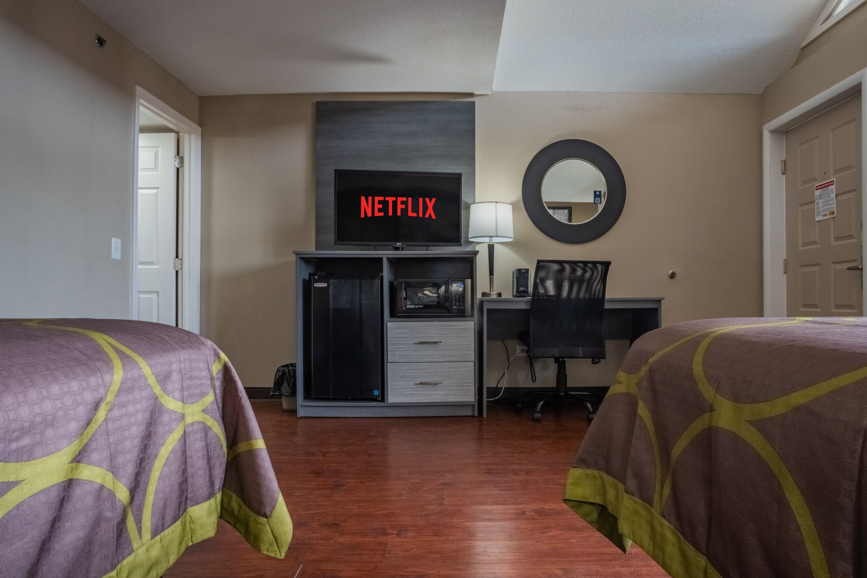 Super 8 by Wyndham Downtown Gatlinburg at Convention Center