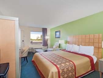 Days Inn by Wyndham Greeneville