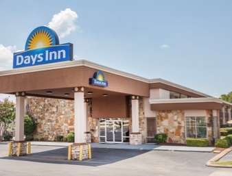 Days Inn by Wyndham Jackson