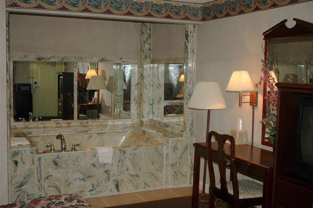 Executive Inn and Suites Jacks
